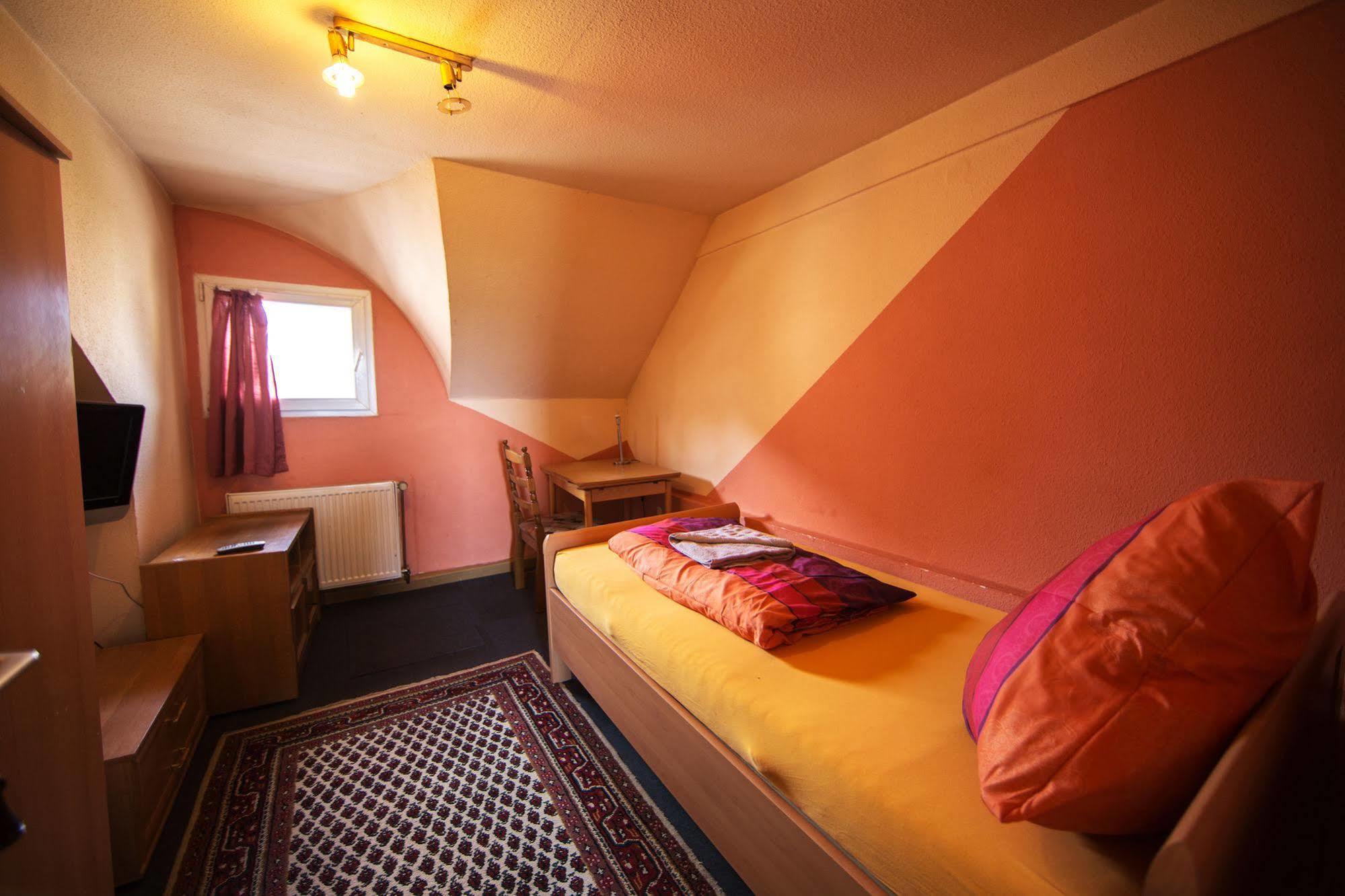 Hotel Schwan Eschweiler Bagian luar foto